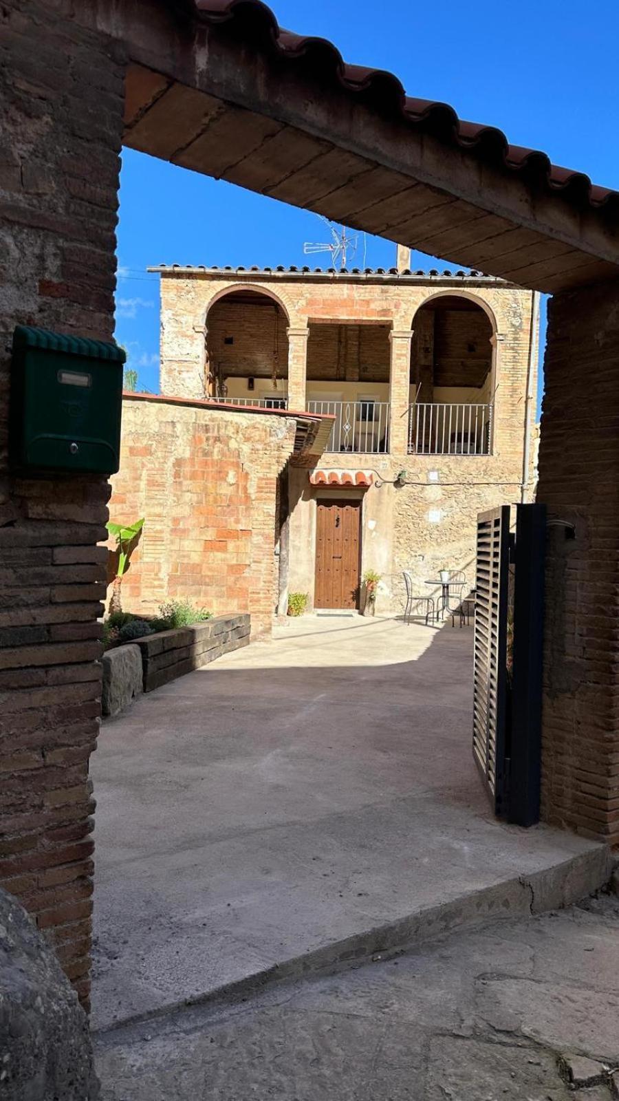 Habitacion L'Elefant En Casa Cami De Les Aiguees Monistrol De Montserrat Exterior foto